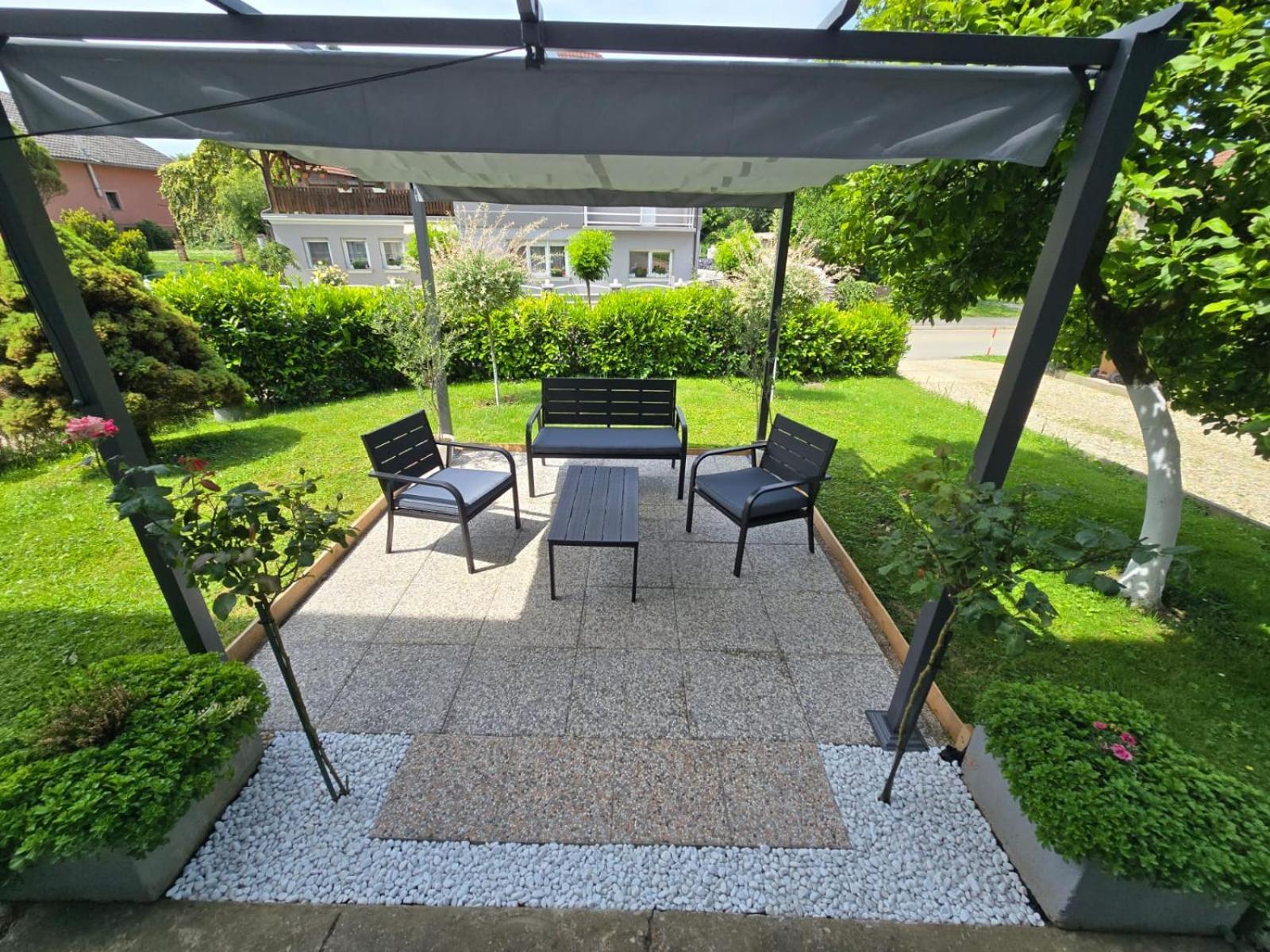 Apartmani Habibi Jalzabet Екстер'єр фото